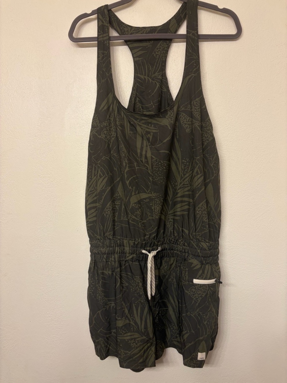 Vuori Women’s Clementine Rainforest Oregano Romper Green No Size Tag Good for L